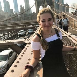 Meet your Posher, Emma
